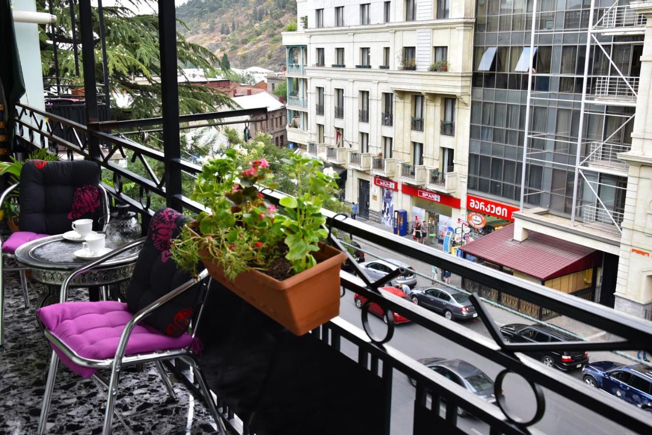 Old Town From Terrace Apartment Tbilisi Luaran gambar